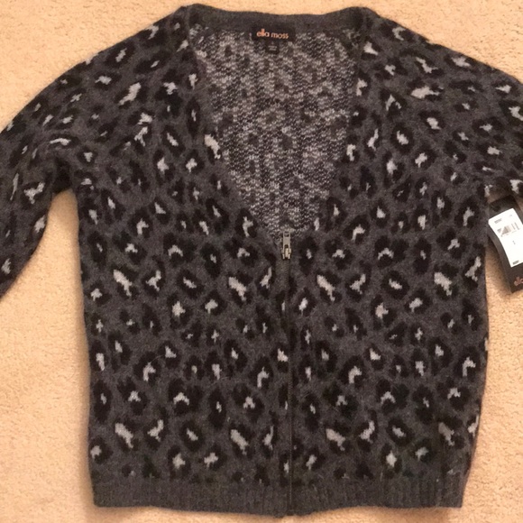NWT REDUCED TO SELL🎉❣️ Ella Moss zip angora knit zip cardigan Grey leopard print - Picture 4 of 14